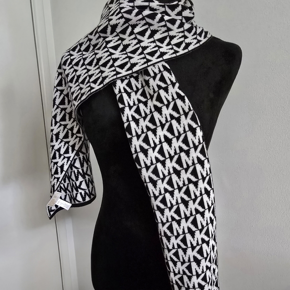 Michael Kors Black and White Logo Scarf - Picture 2 of 5